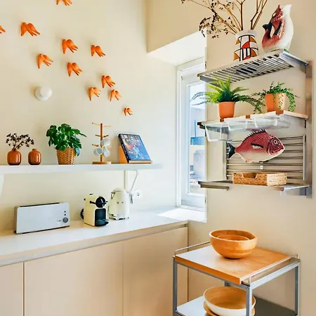 Loft Vermelho Acolhedor Na Graca -autentica Joia De Daire